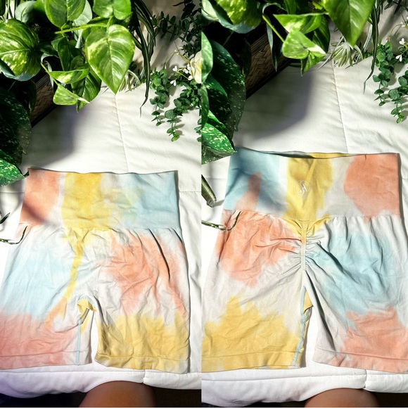 ALURE BY ANA TIE DYE SHORTS - Picture 1 of 1
